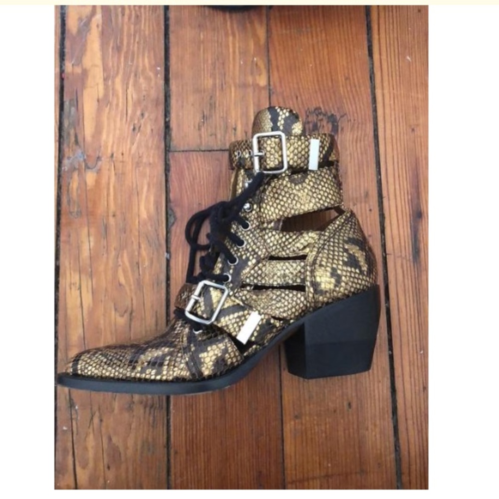 Chloe Rylee Boots - Picture 5 of 6